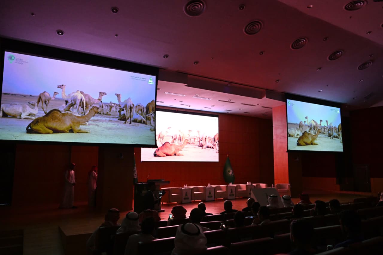 مركز الملك فهد للبحوث الطبية ينظم ورشة عمل أبحاث الأبل